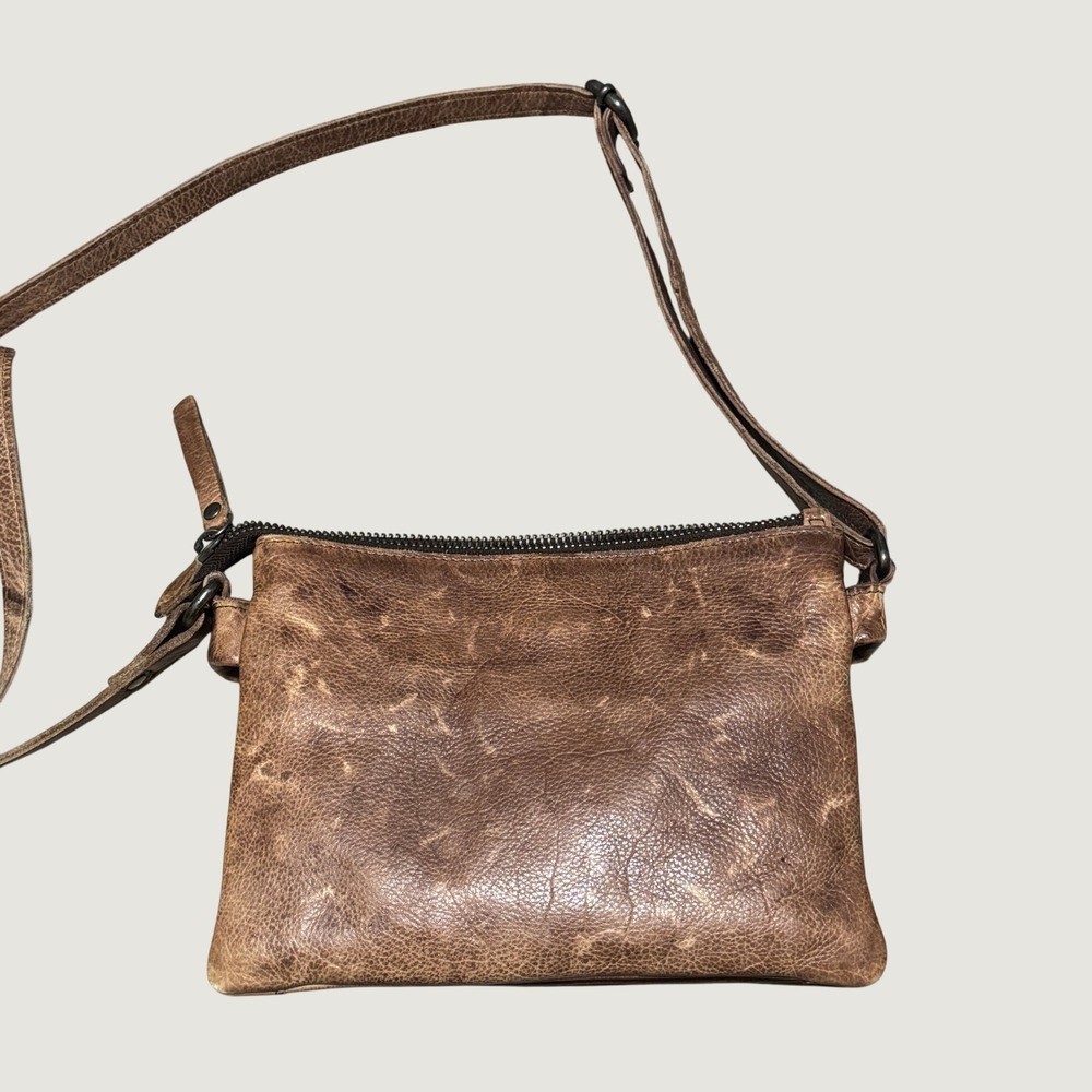 Latico Cleo Crossbody Cognac Leather Bag Studded Flap Details - Picture 7 of 8